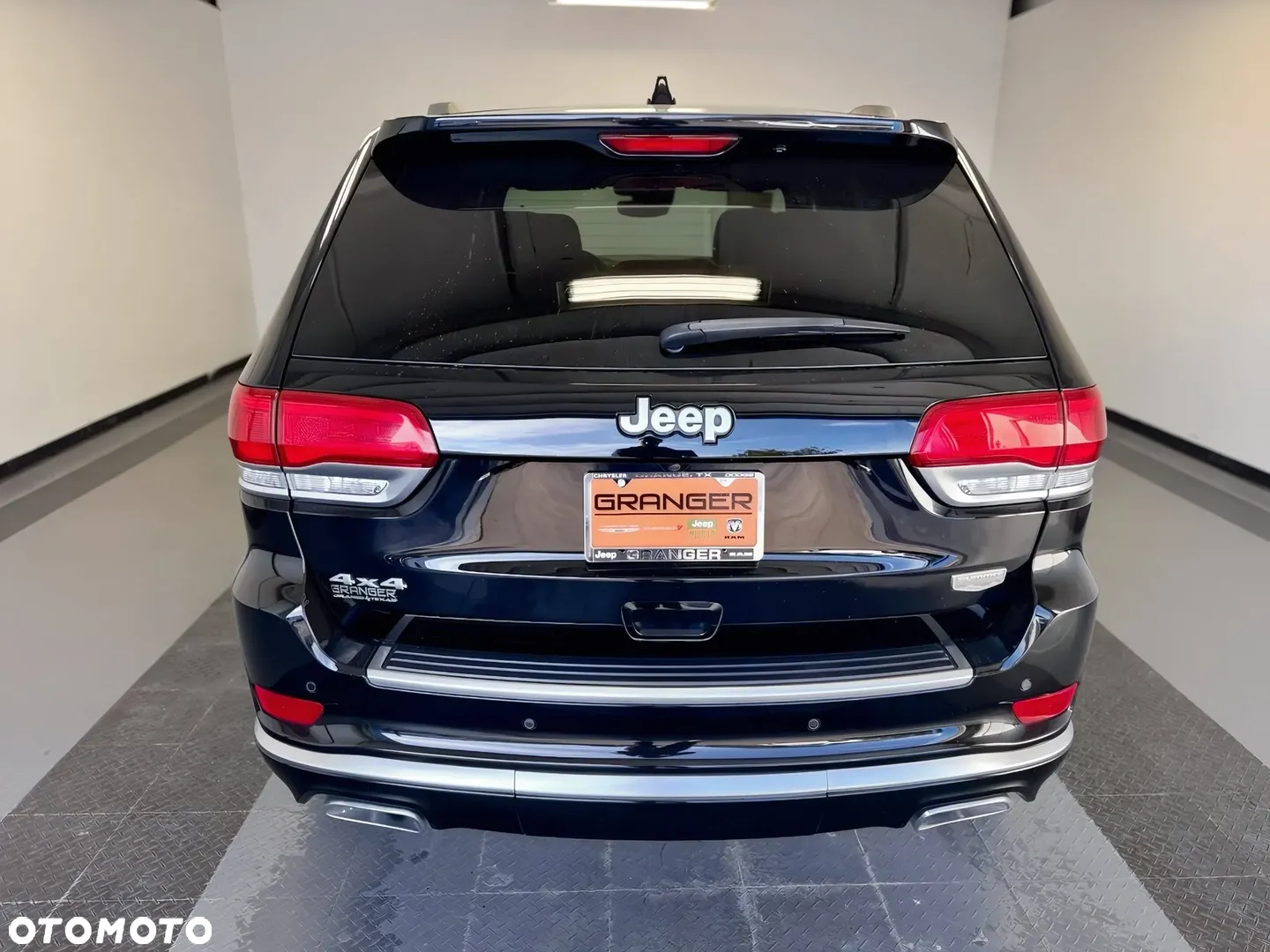 Jeep Grand Cherokee 5.7 V8 Summit