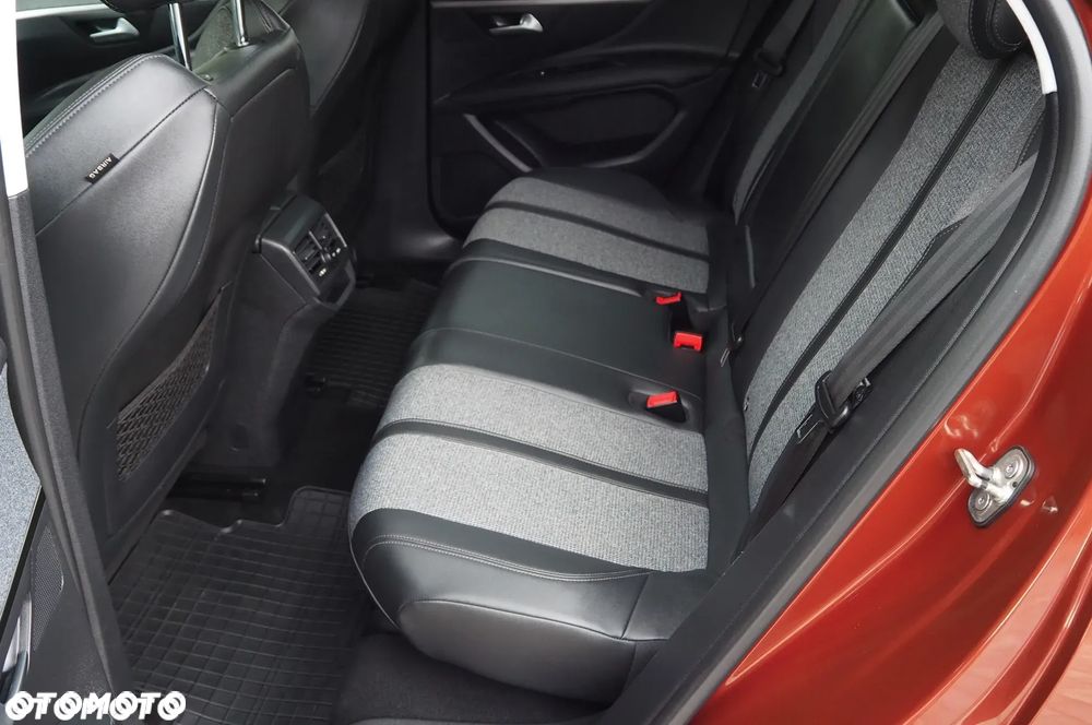 Peugeot 3008 BlueHDi 130 Stop & Start Allure - 29