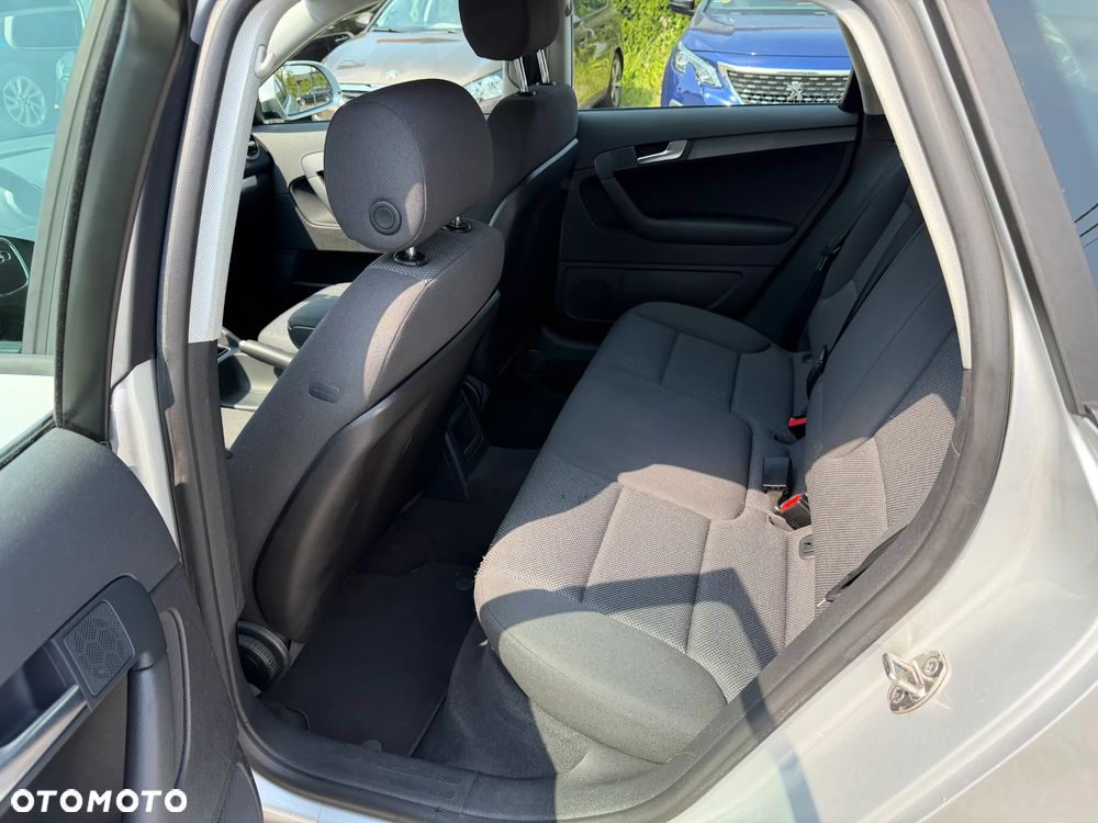 Audi A3 Sportback 1.6 Attraction - 26