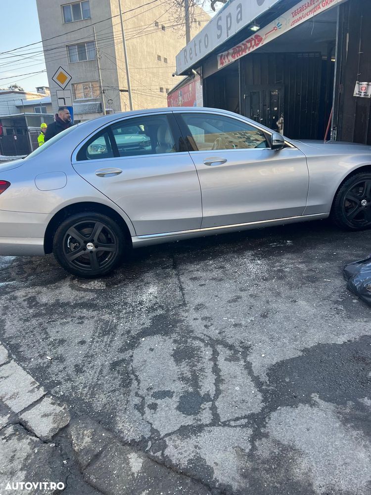 Mercedes-Benz C 200 4MATIC 9G-TRONIC - 10