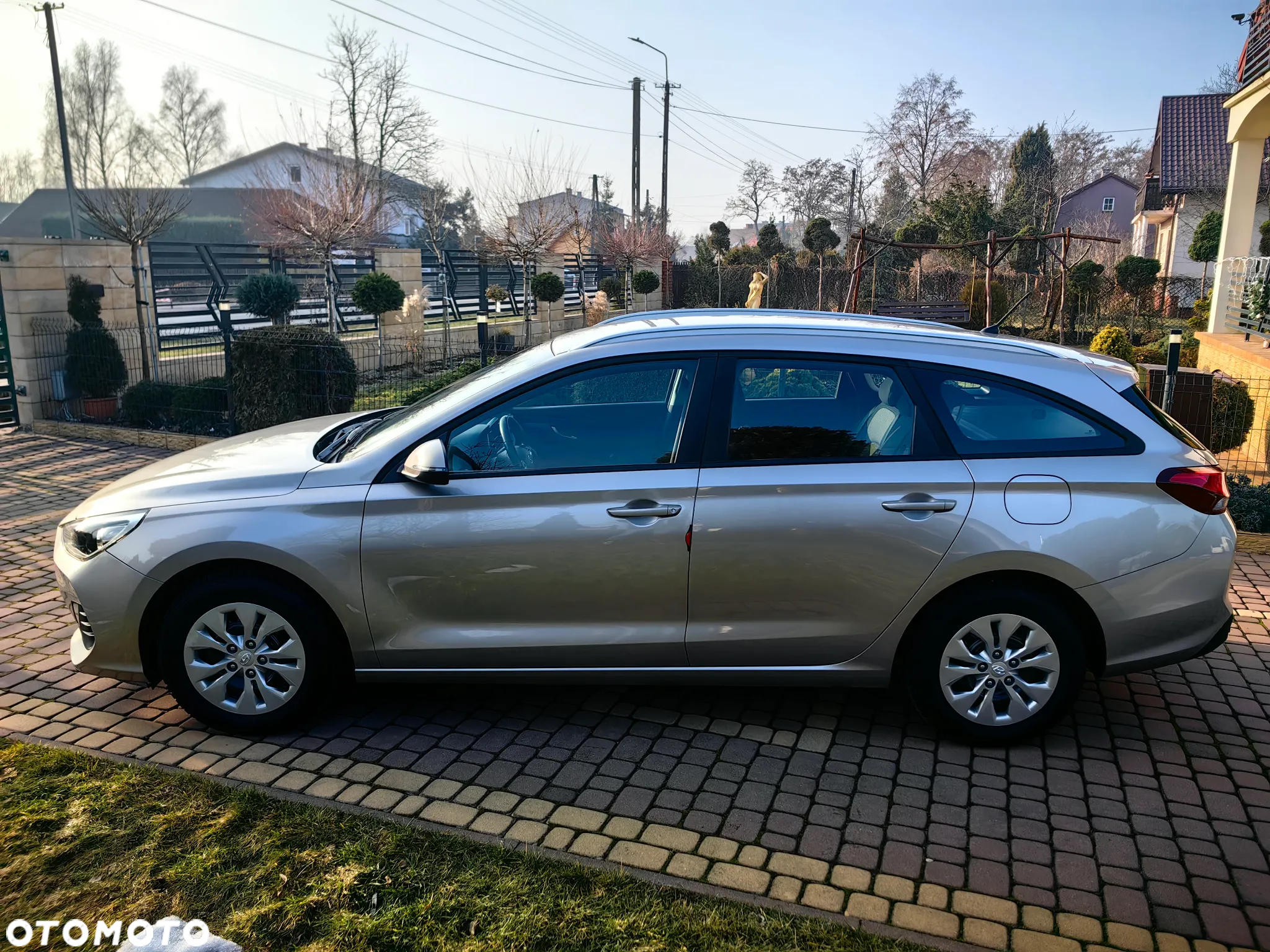 Hyundai i30 1.4 Classic + - 11