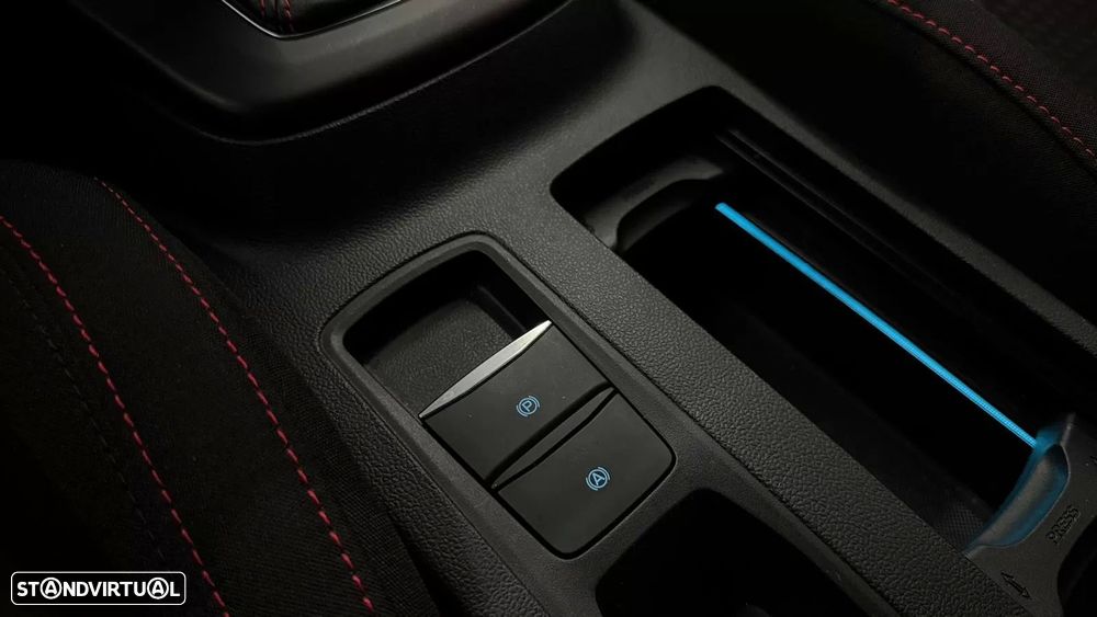 Ford Focus 1.0 EcoBoost MHEV ST-Line - 25