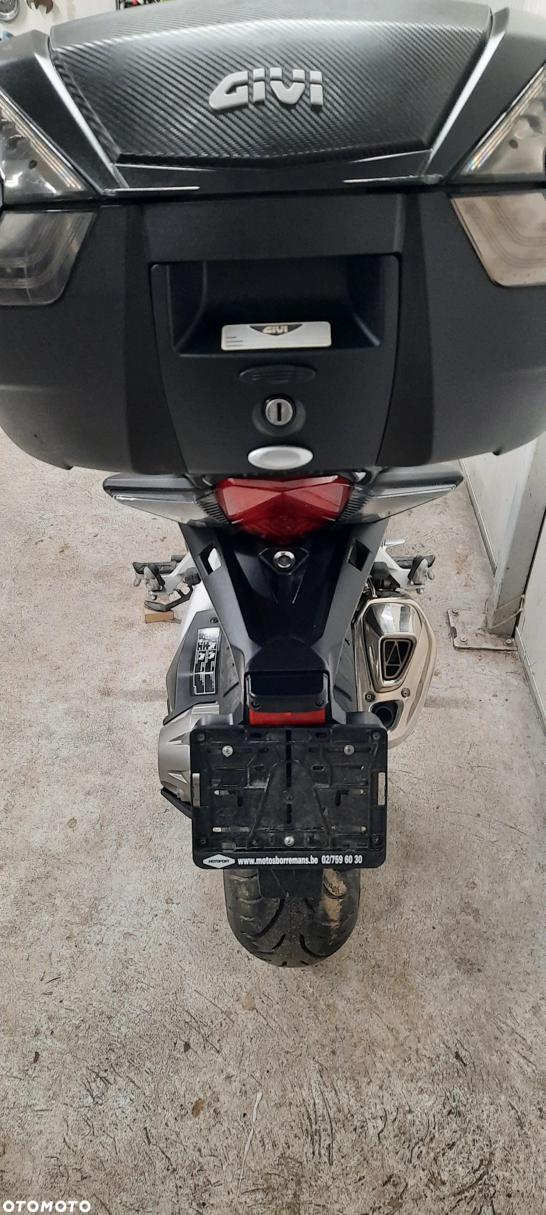 Honda VFR - 11