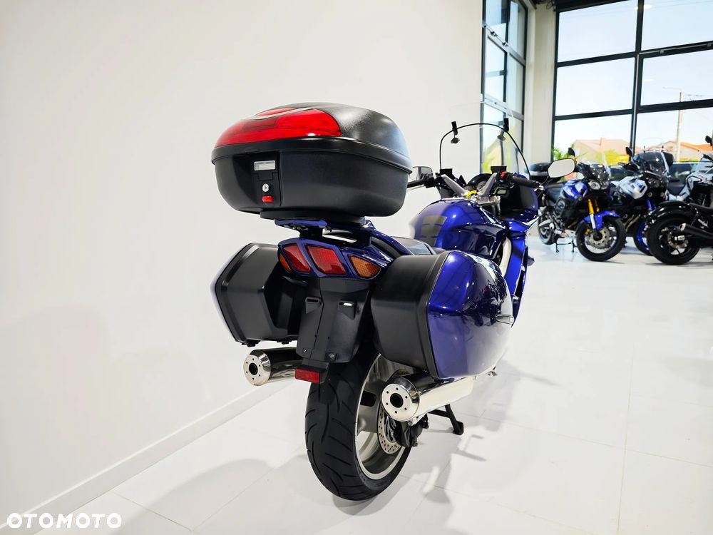 Yamaha FJR - 11