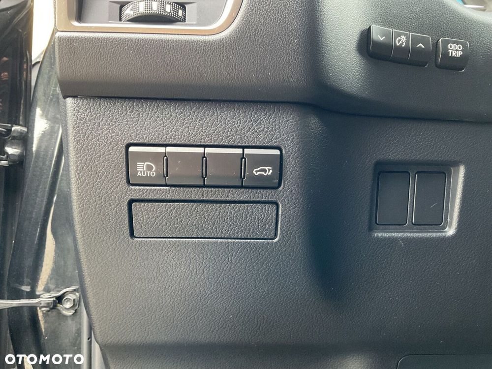 Lexus NX 300h Comfort AWD - 23