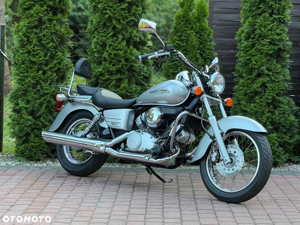 Honda VT - 1