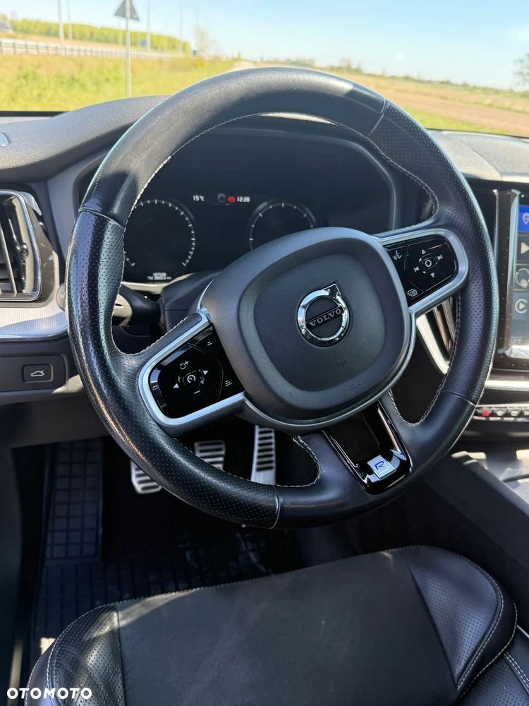 Volvo XC 60 D4 R-Design - 4