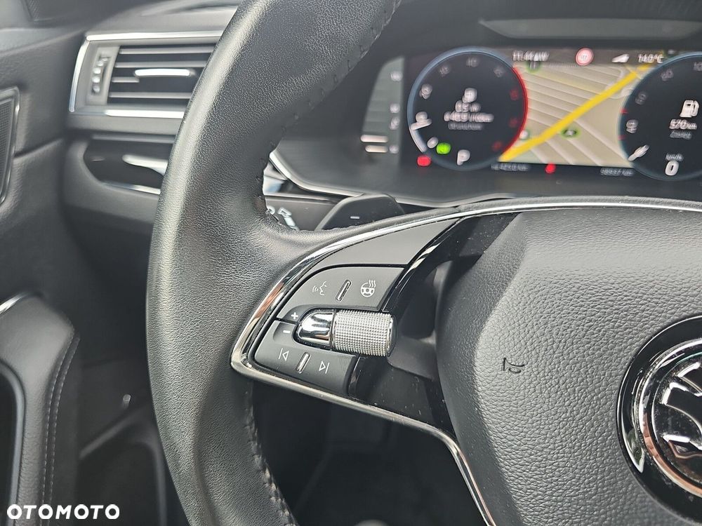 Skoda Superb 2.0 TDI DSG L&K - 23