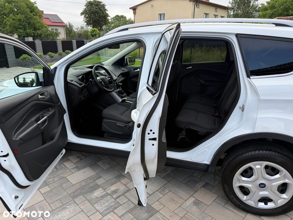 Ford Kuga 1.6 EcoBoost 2x4 Individual - 30