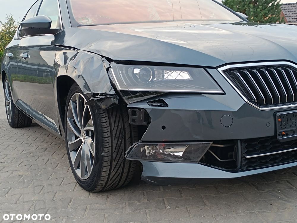 Skoda Superb 1.8 TSI DSG L&K - 24