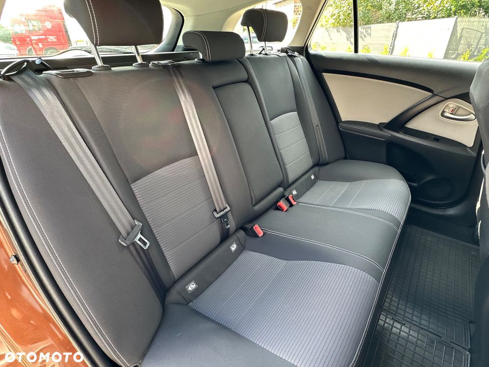 Toyota Avensis Touring Sports 1.6 D-4D Business Edition - 33