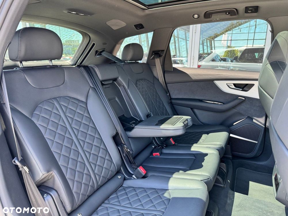 Audi Q7 - 15