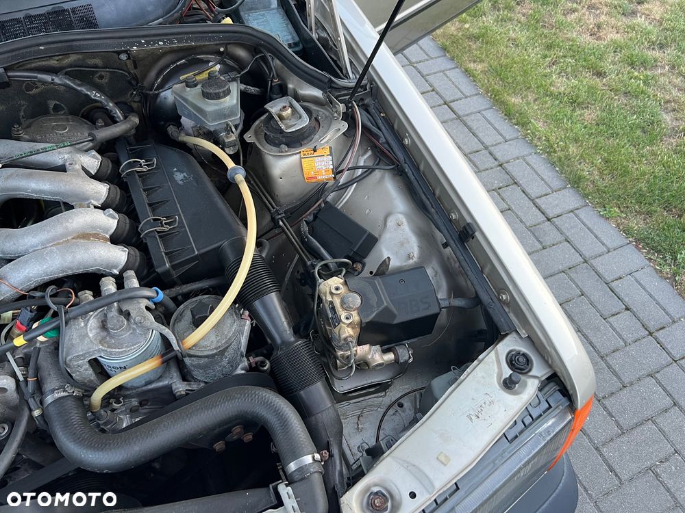 Mercedes-Benz W201 (190) - 10