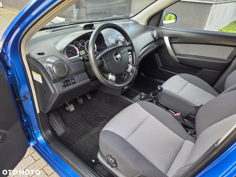 Chevrolet Aveo 1.2 16V LT - 25