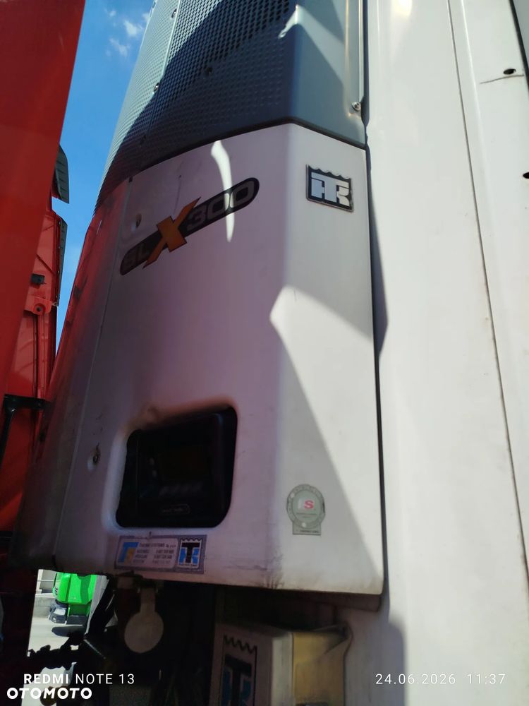 Schmitz Cargobull SKO 24 - 4