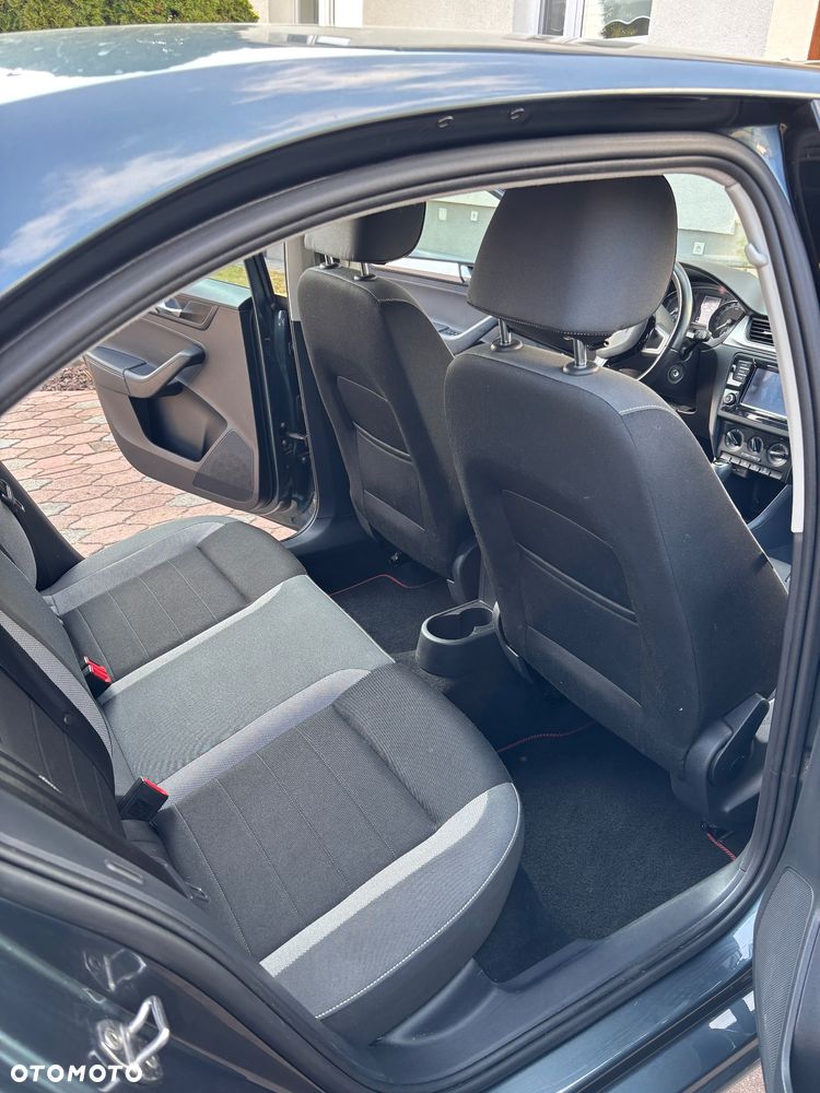 Skoda RAPID 1.0 TSI Ambition DSG - 15