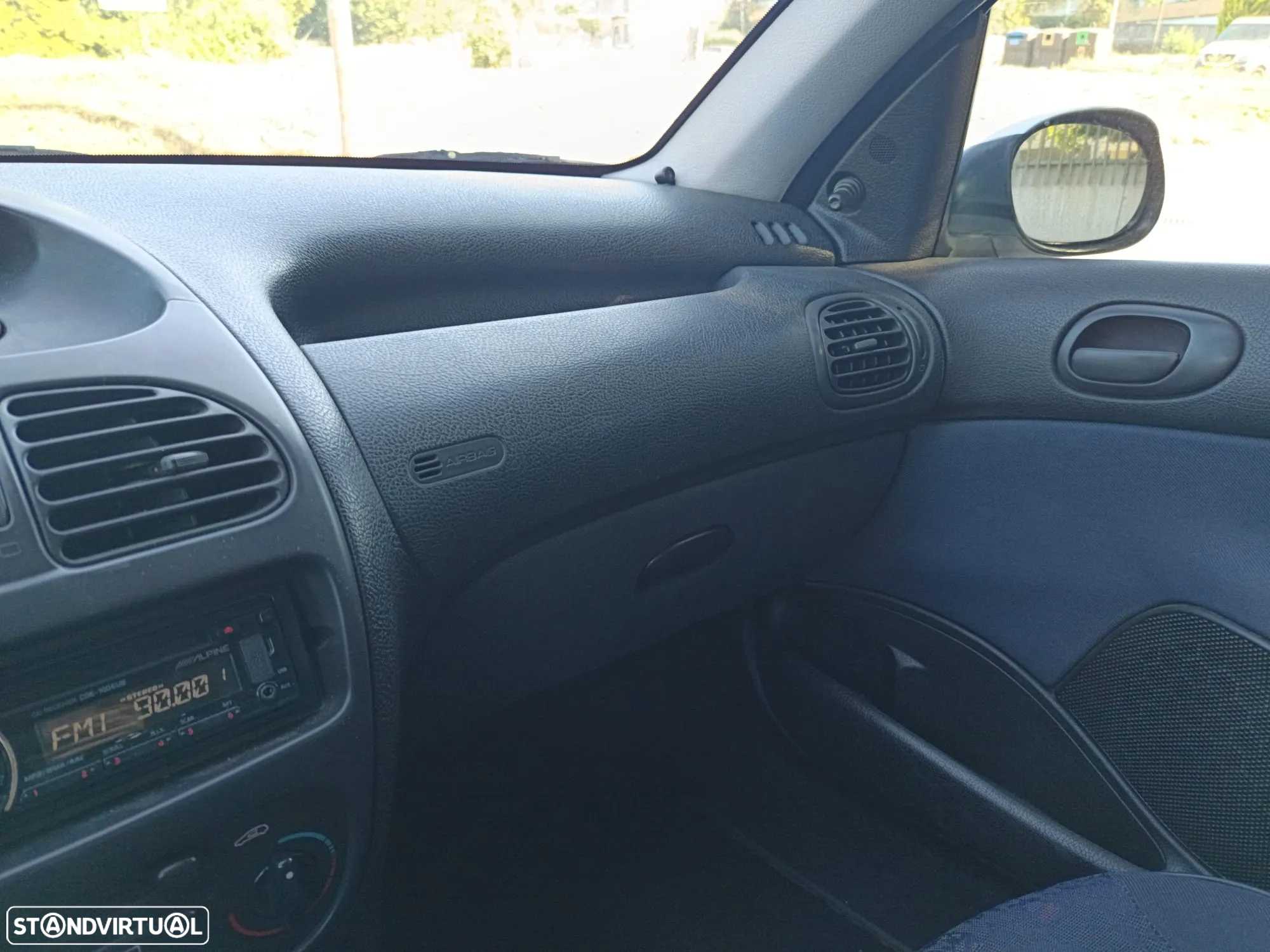 Peugeot 206 1.1 XR - 36