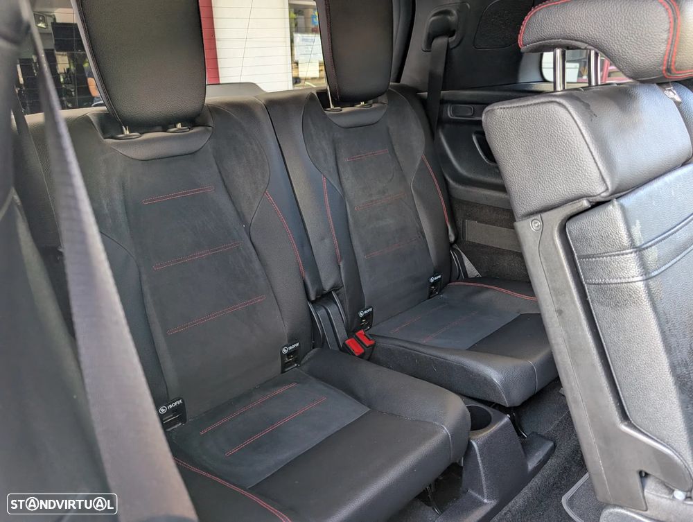 Mercedes-Benz GLB 180 d AMG Line - 14