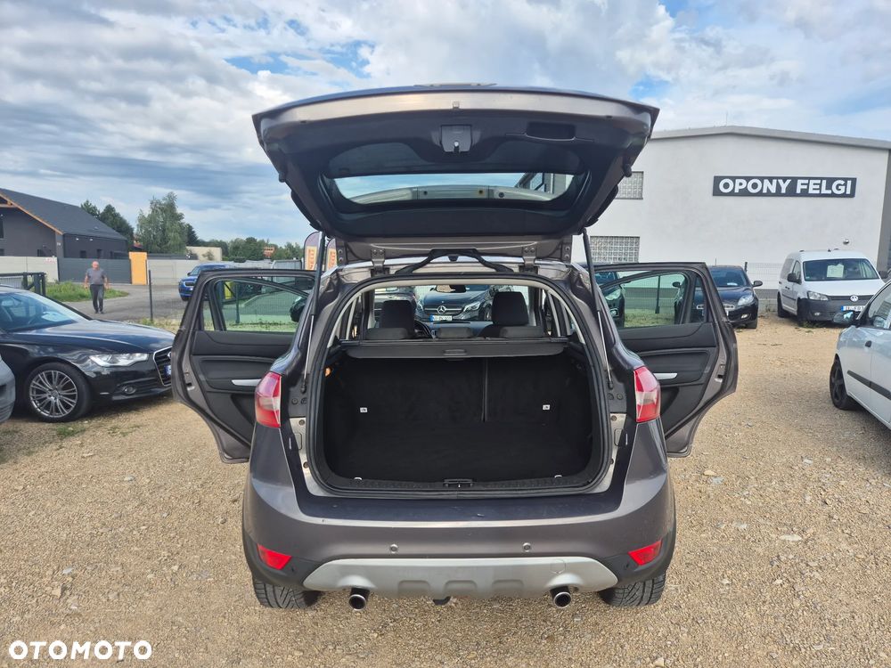 Ford Kuga - 11