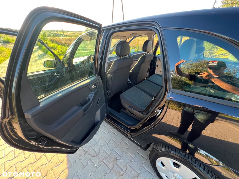 Opel Meriva 1.6 Cosmo - 9