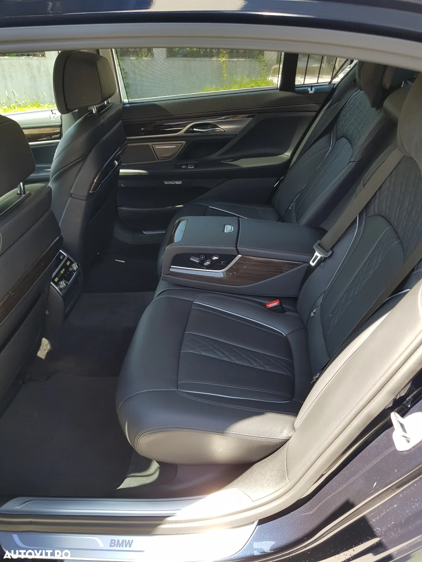 BMW Seria 7 750Ld xDrive - 13