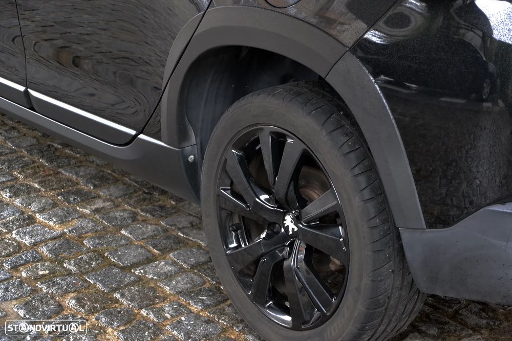 Peugeot 2008 1.2 PureTech GT Line EAT6 - 4