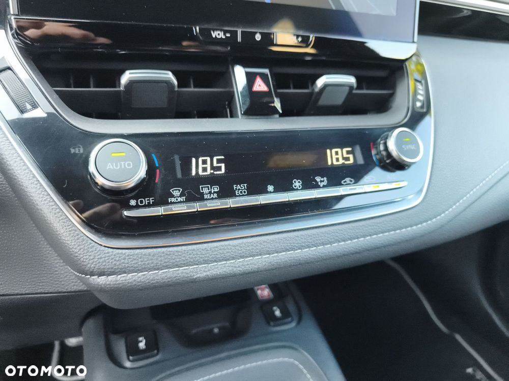 Toyota Corolla 1.8 Hybrid Style - 27