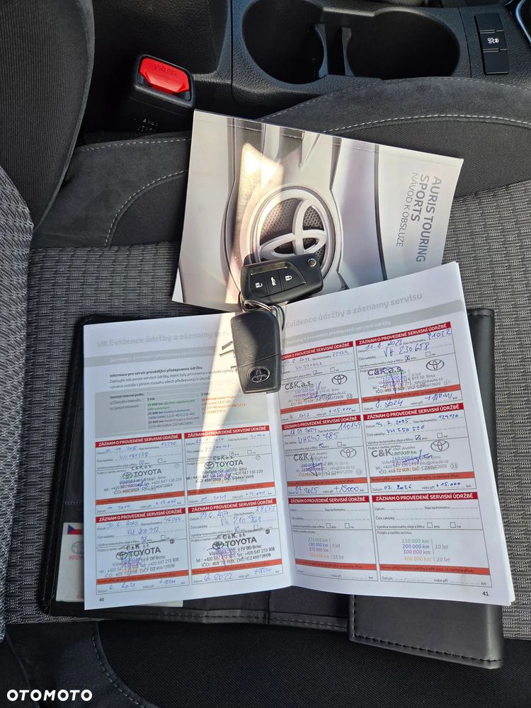 Toyota Auris 1.6 Selection - 20