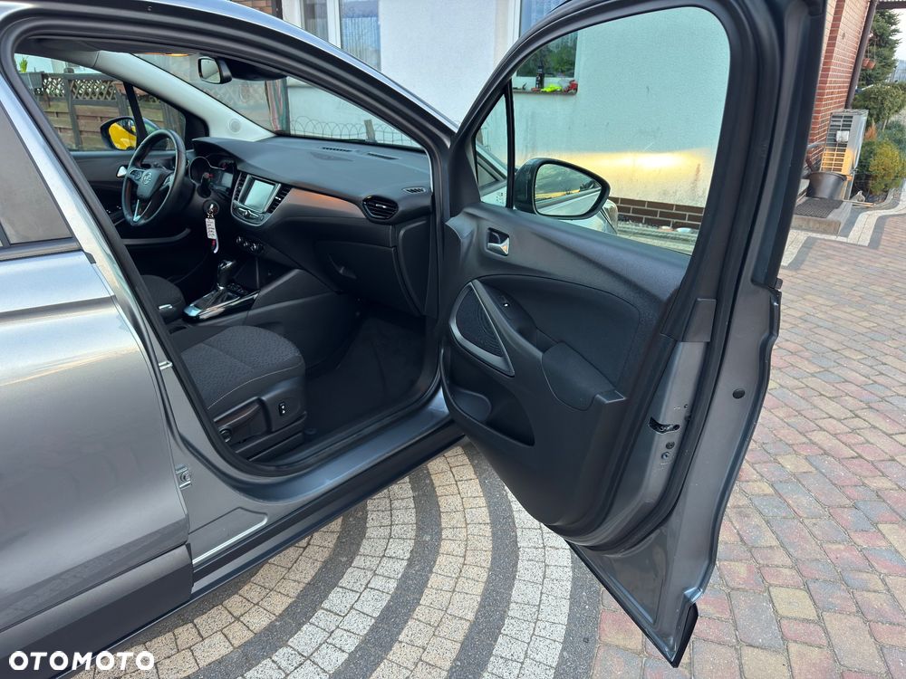 Opel Crossland X - 24