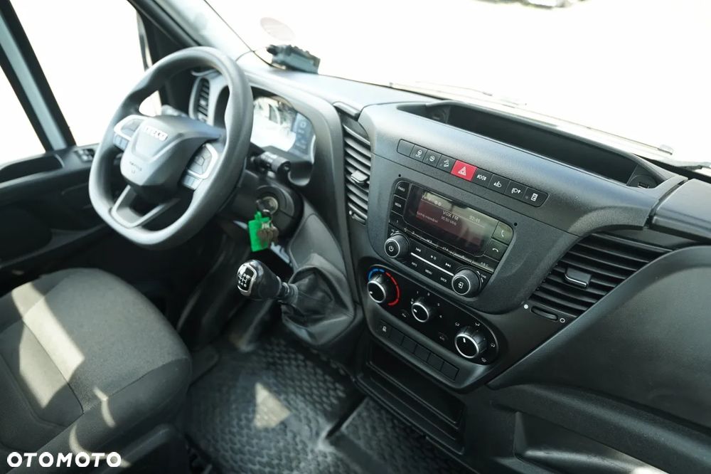 Iveco DAILY 35-160 / WYWROTKA - 3,3 M / BLIŹNIAK / MANUAL / SPROWADZONY - - 32