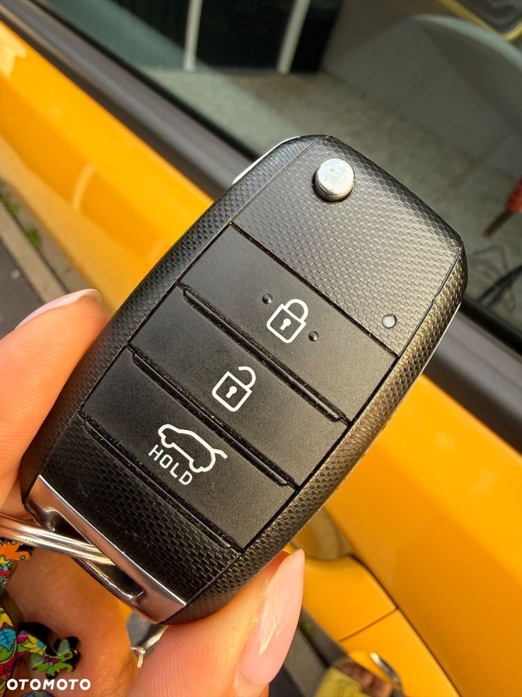 Kia Stonic 1.0 T-GDI MHEV L - 16