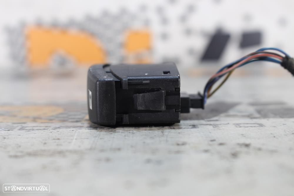 Botão De 4 Piscas Bmw 1 Coupé (E82)  6945603 / 61316945603 / 6 945 603 - 4