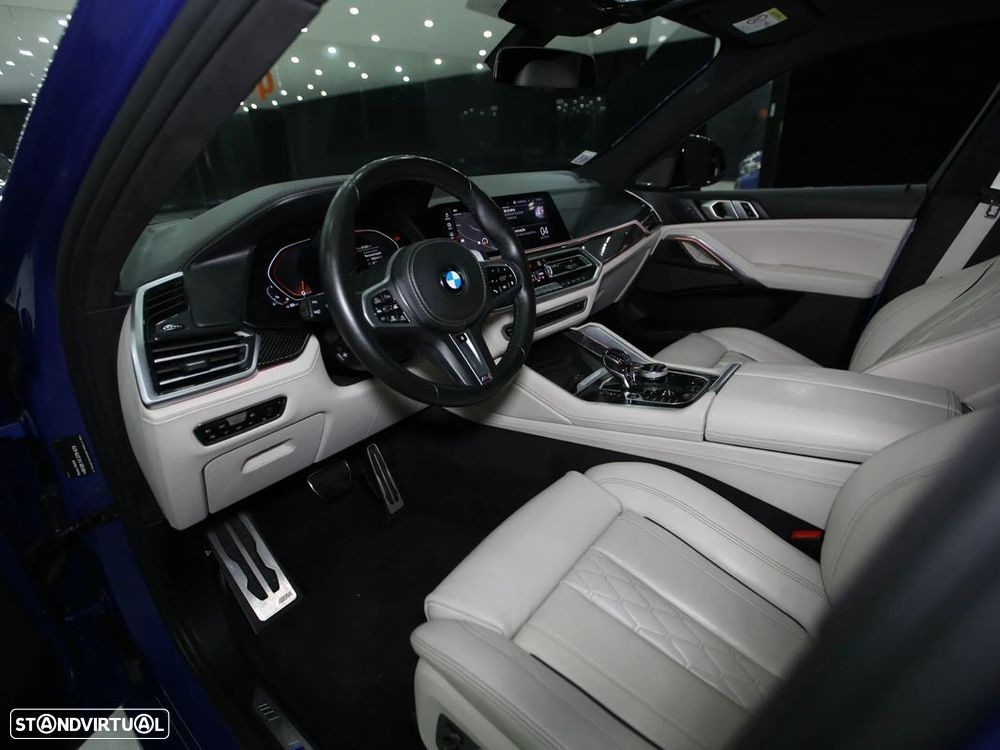 BMW X6 M50i Pack 50 anos - 9