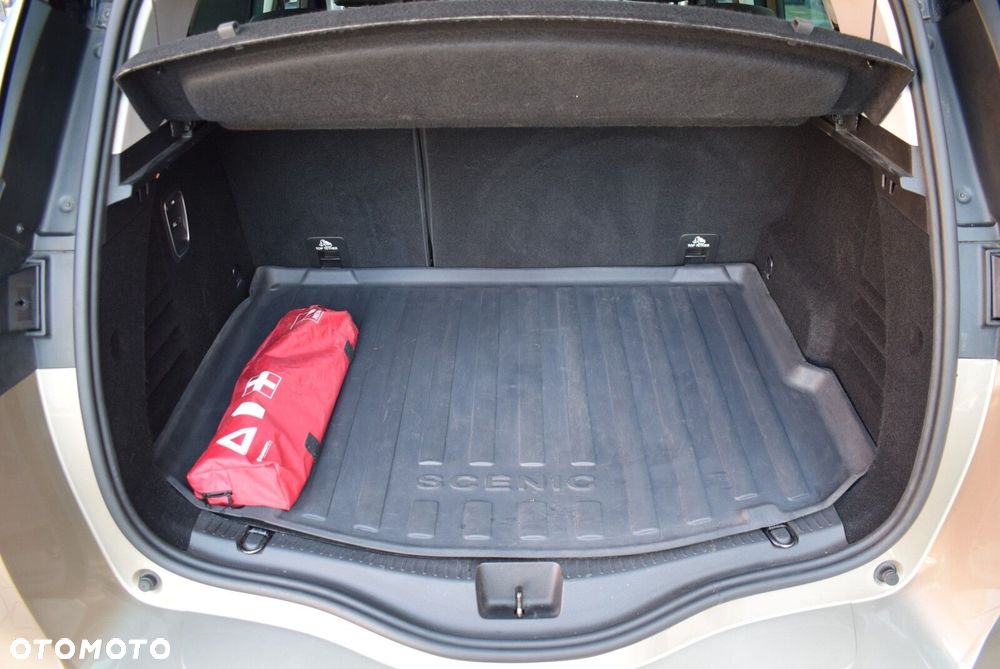 Renault Scenic - 32