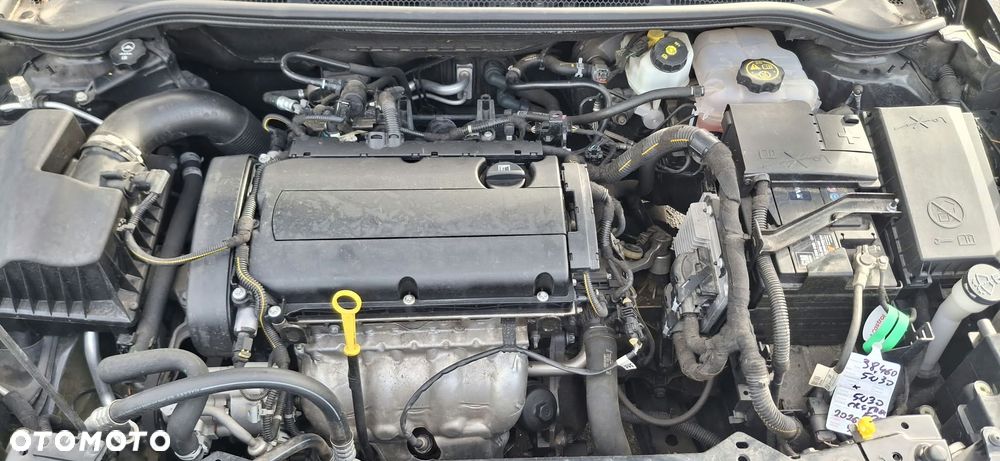 Opel Astra - 16