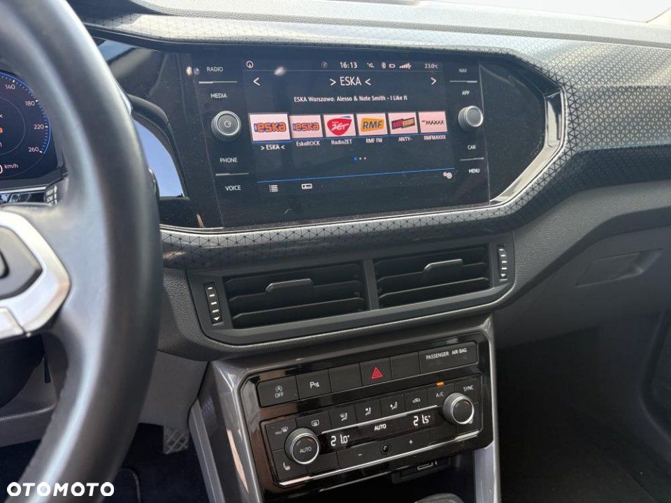Volkswagen T-Cross - 18