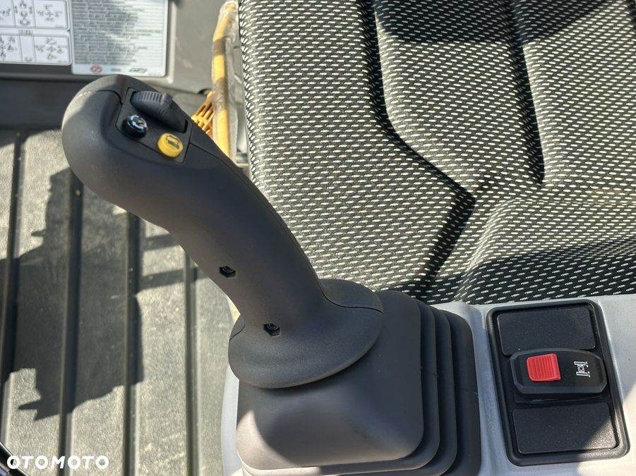 Caterpillar 302.7 CR - 35