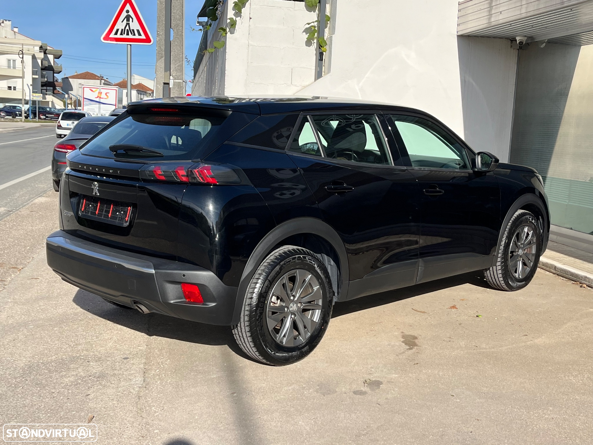 Peugeot 2008 1.2 PureTech Active Pack - 7