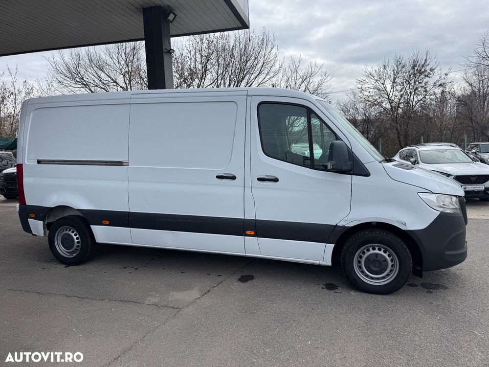 Mercedes-Benz Sprinter - 6