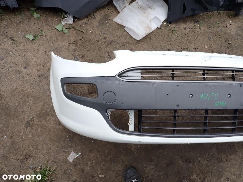 FIAT PUNTO EVO ZDERZAK PRZÓD - 2