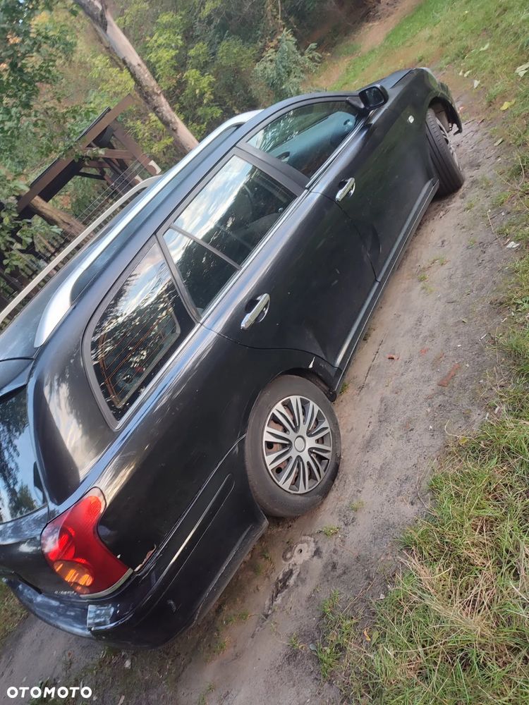 Toyota Avensis 2.0 D-4D Combi - 19