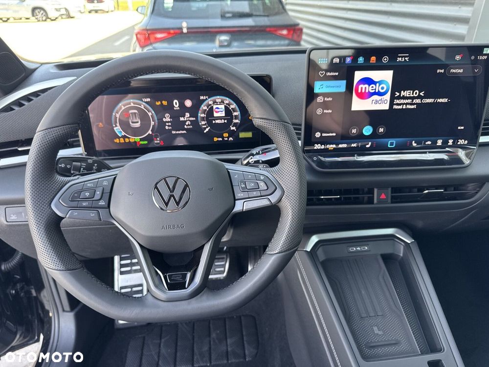 Volkswagen T-Roc - 14