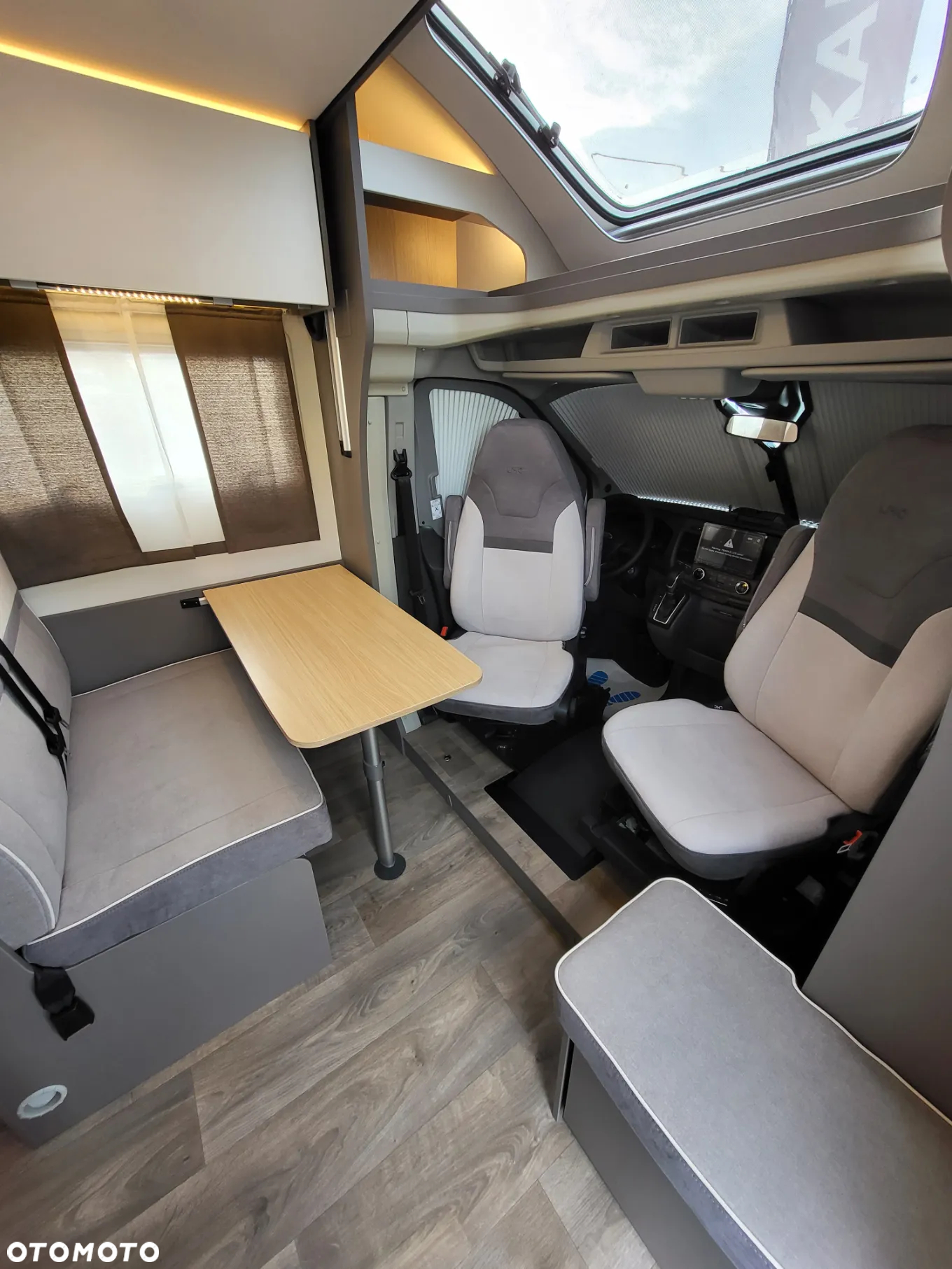 LMC Tourer Lift H664G / Ford Transit - 10