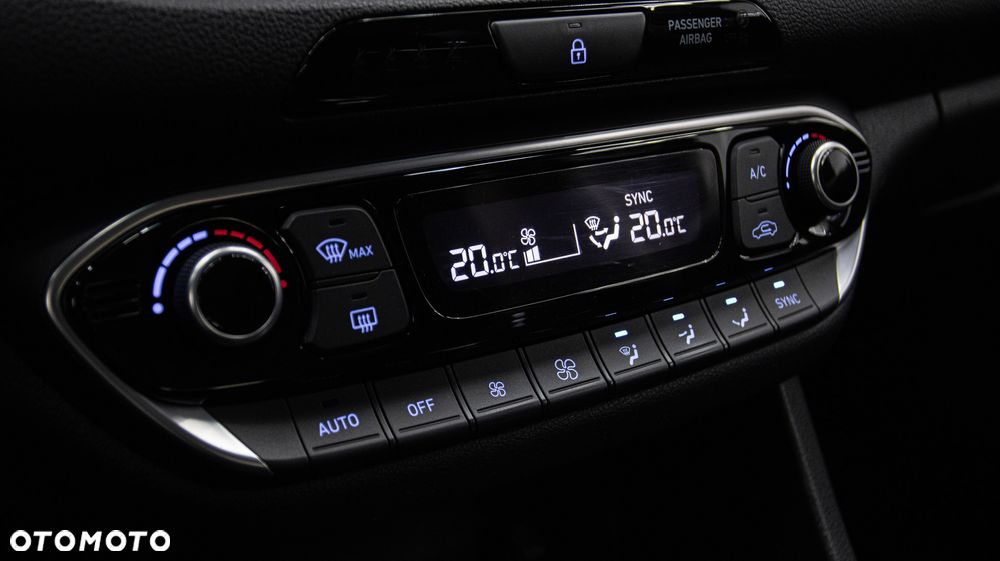 Hyundai i30 1.5 T-GDI 48V Smart DCT - 24