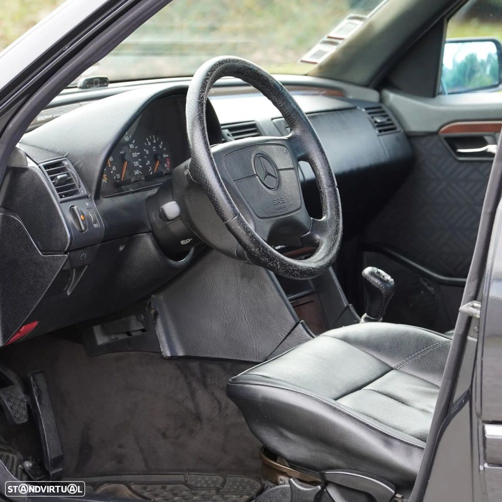 Mercedes-Benz C 200 D Elegance - 13