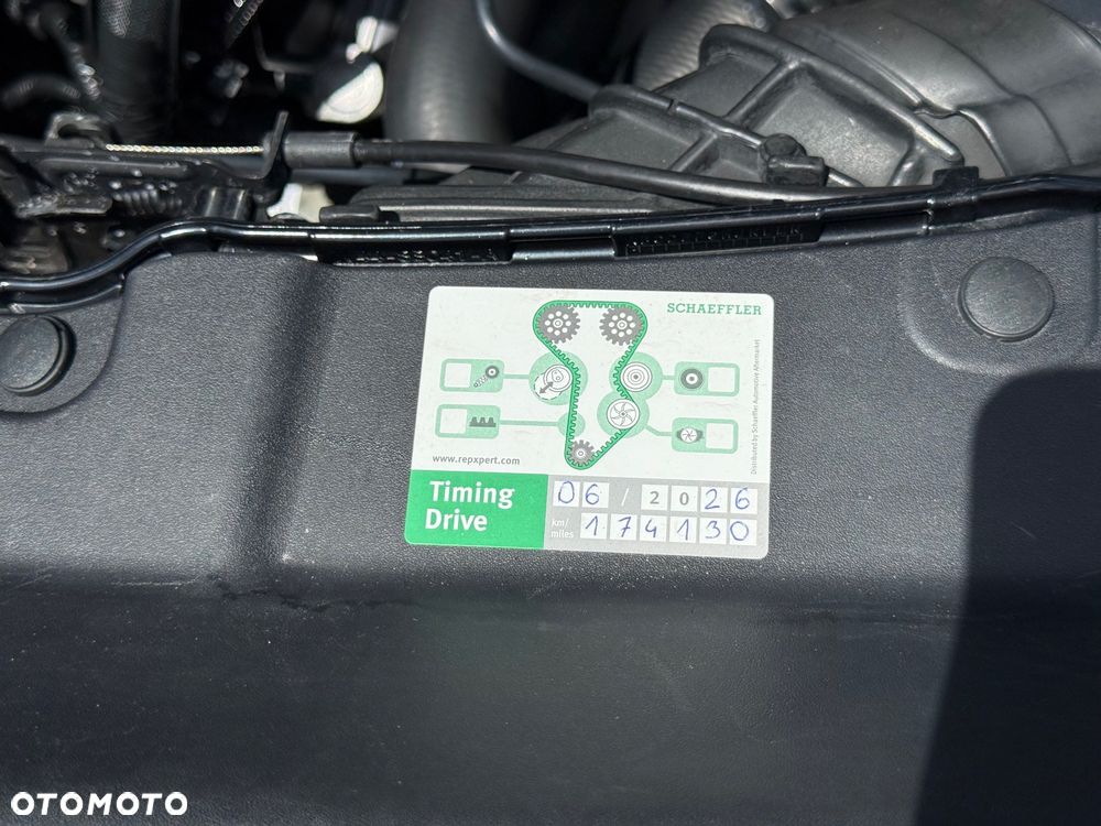 Ford Kuga 2.0 TDCi 4WD Titanium Plus - 40