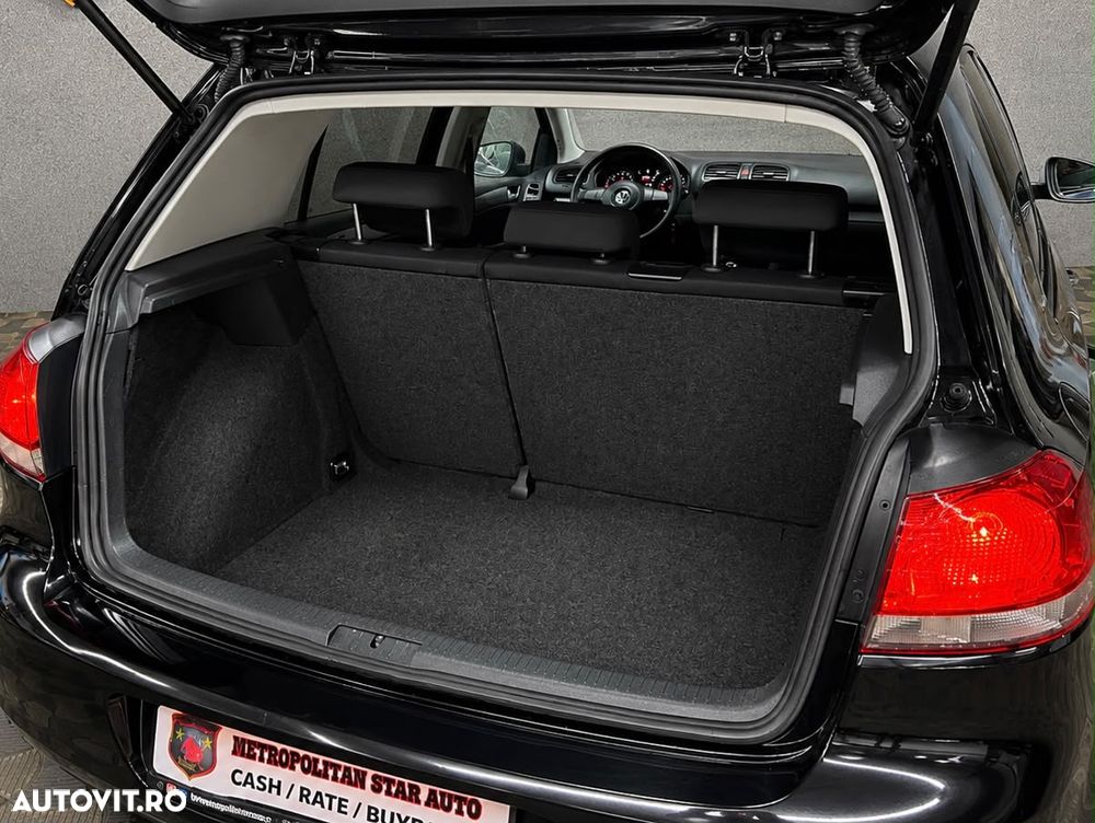 Volkswagen Golf - 12