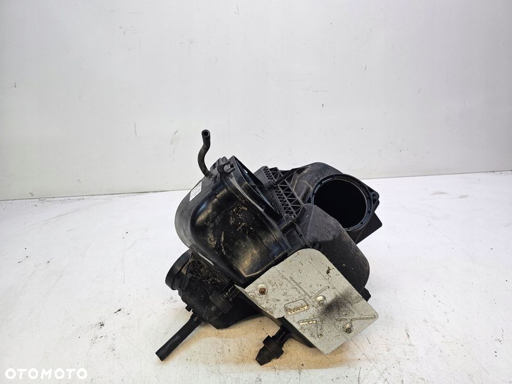 OBUDOWA FILTRA POWIETRZA AUDI A4 B8 A5 8K0133835BH - 4