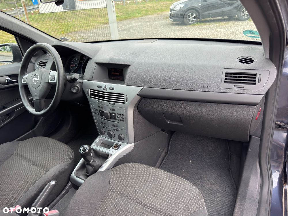 Opel Astra - 26