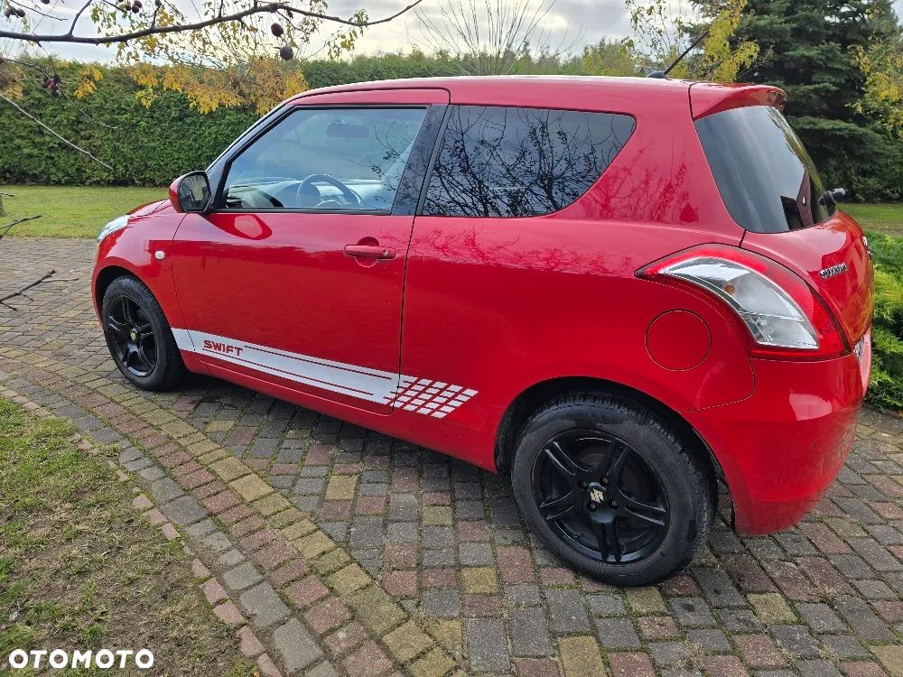 Suzuki Swift 1.2 Premium - 10